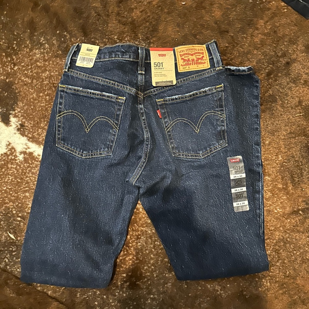 NWT Levi’s 501 skinny jeans